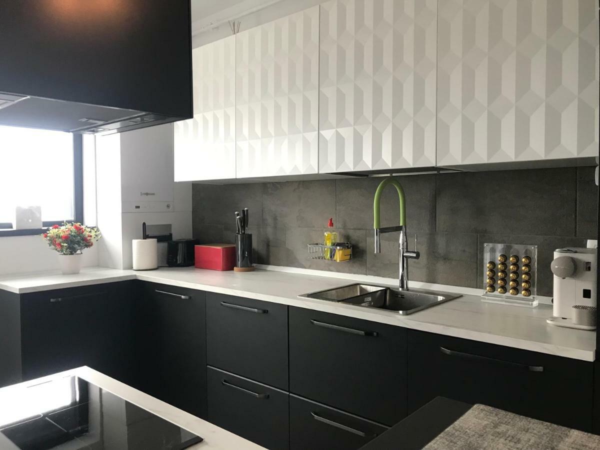 2-Room Penthouse Plaza Residence P1 Bukarest Exterior foto